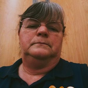 Meet your Posher, Etta